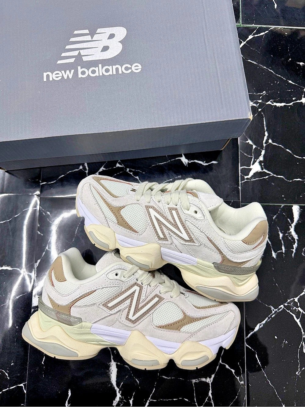 New Balance 9060 Cream Beige